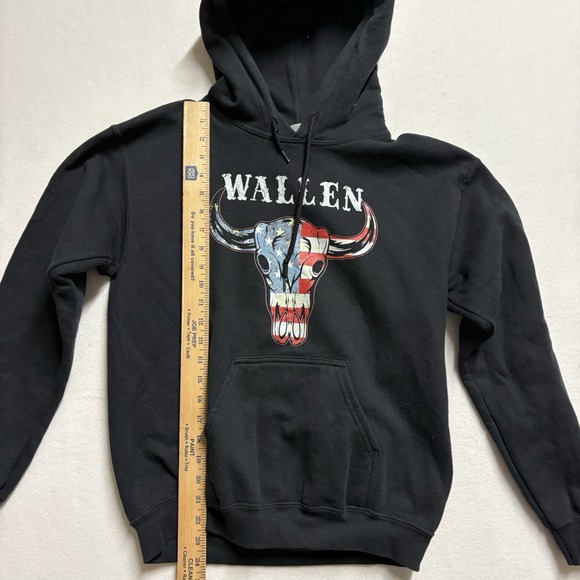 Morgan Wallen Sweatshirt Hoodie Black Sz S Bull Cow Skull Flag Country Concert - Picture 3 of 8